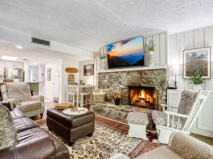 Streamview Condo