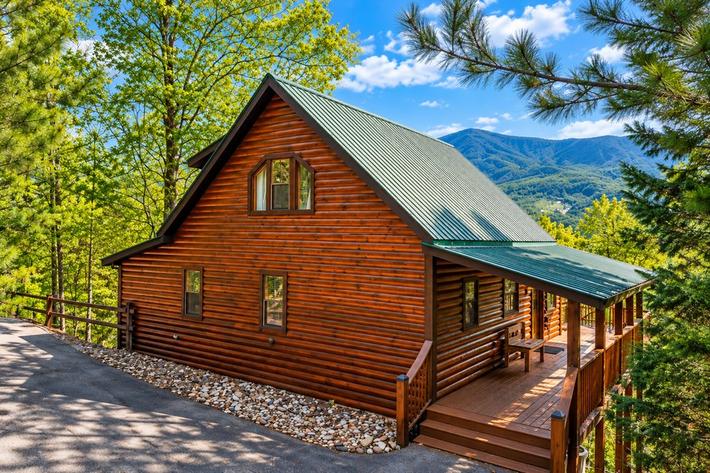 Cabin of Many Colors 