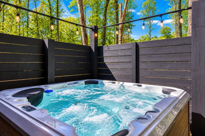 The Happy Hideaway - New Listing