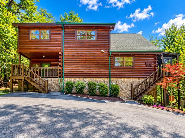 3 Peaks View - New Listing