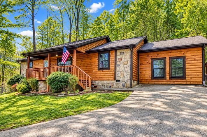 Dolly's Cozy Cabin 