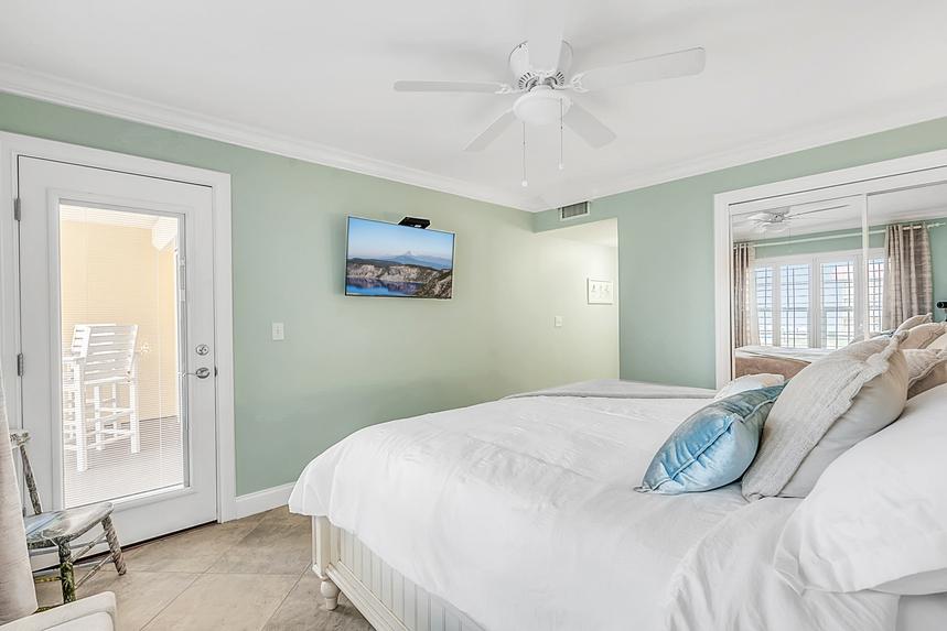 212 Point East Condominium
