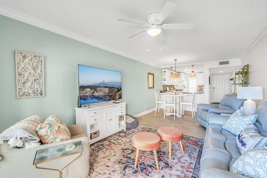 212 Point East Condominium