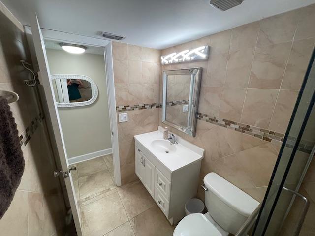 218 Point East Condominium
