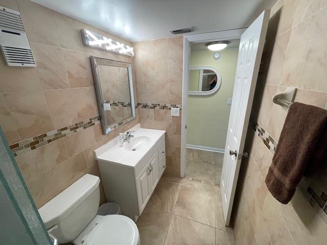 218 Point East Condominium