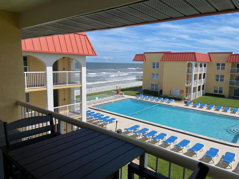 305 Point East Condominium