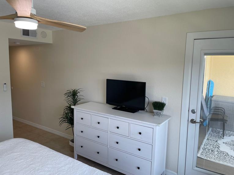 305 Point East Condominium