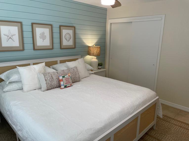 305 Point East Condominium