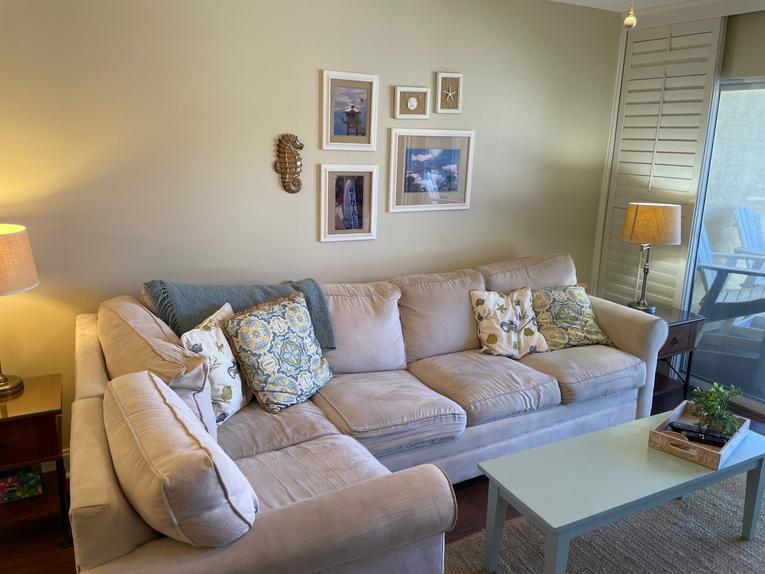 221 Point East Condominium