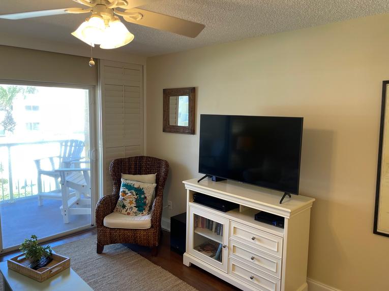 221 Point East Condominium