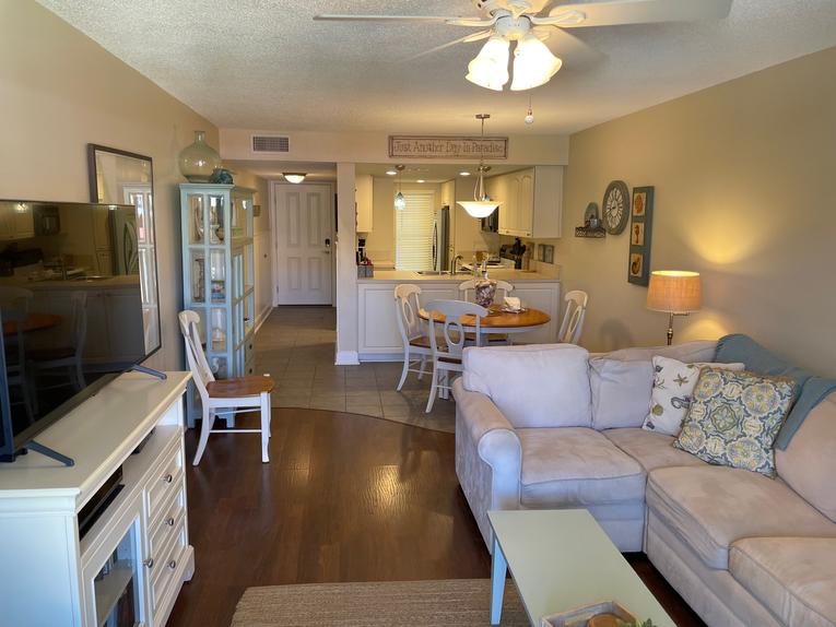 221 Point East Condominium