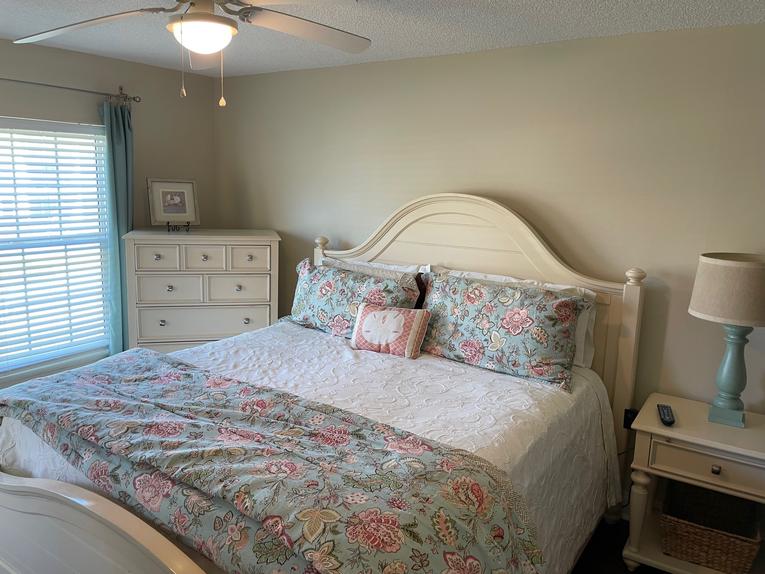 221 Point East Condominium