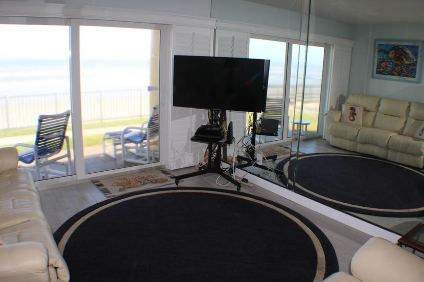 101 Point East Condominium