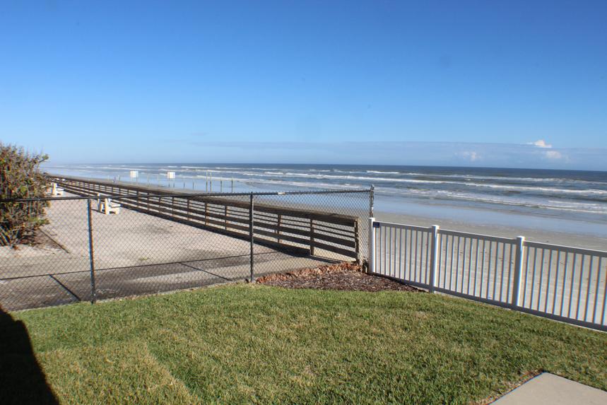 101 Point East Condominium