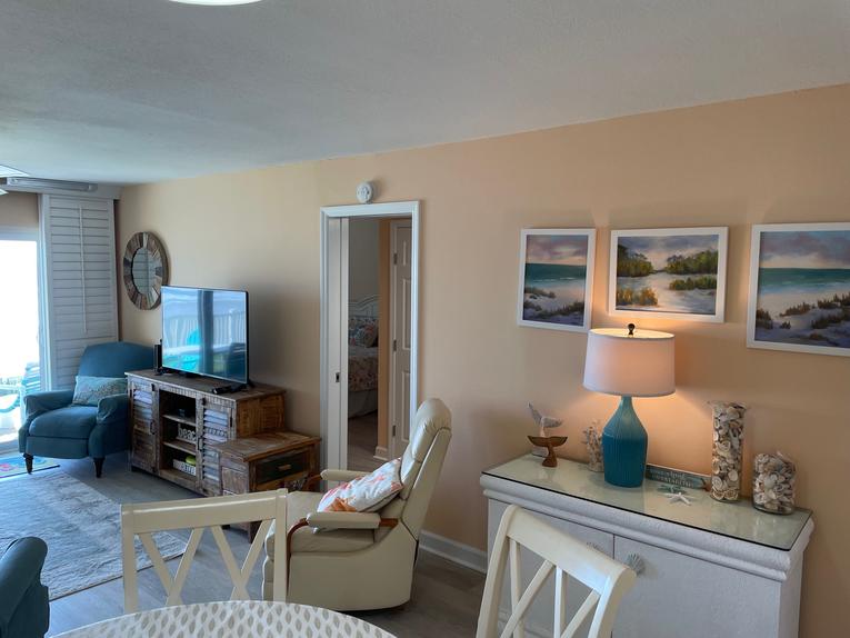 127 Point East Condominium