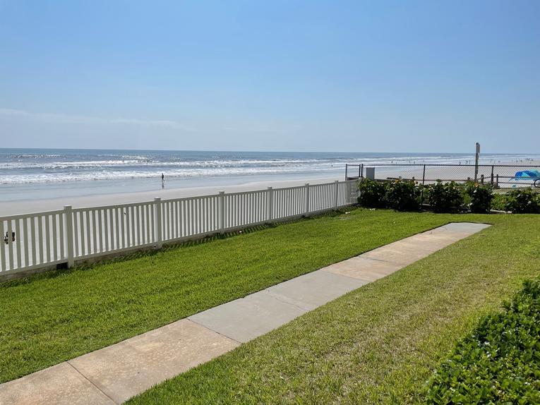 127 Point East Condominium