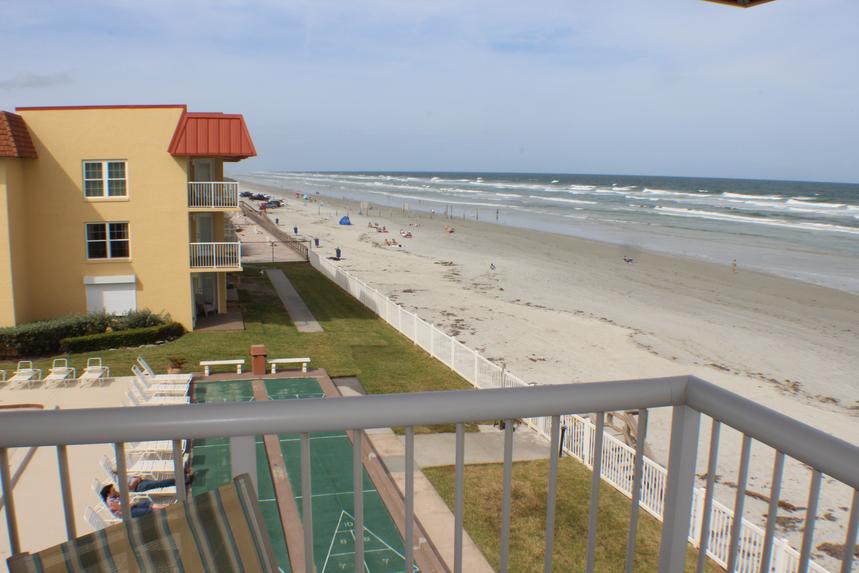 326 Point East Condominium