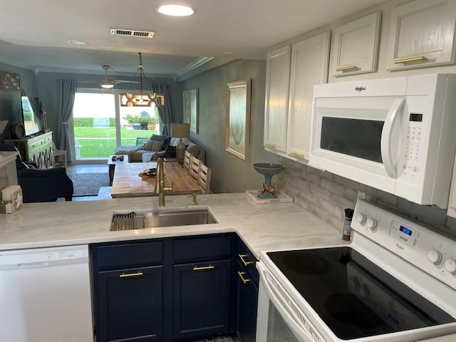 120 Point East Condominium