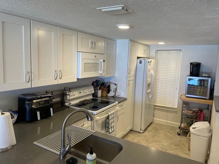 102 Point East Condominium