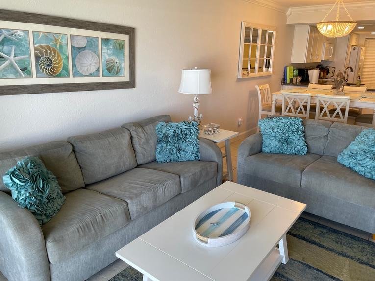 102 Point East Condominium