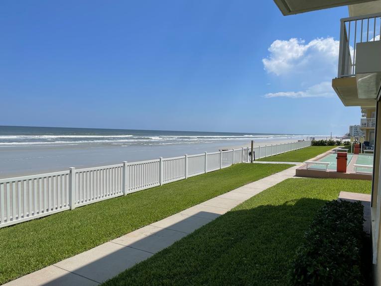 102 Point East Condominium