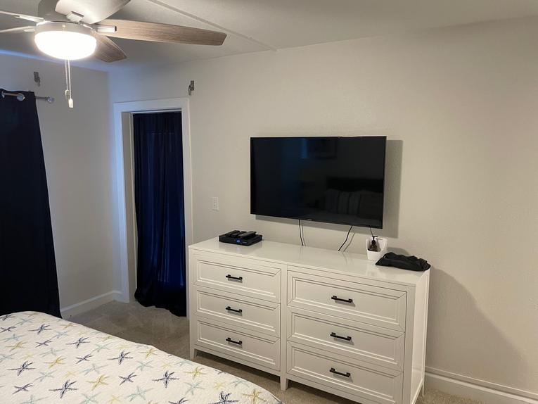 102 Point East Condominium