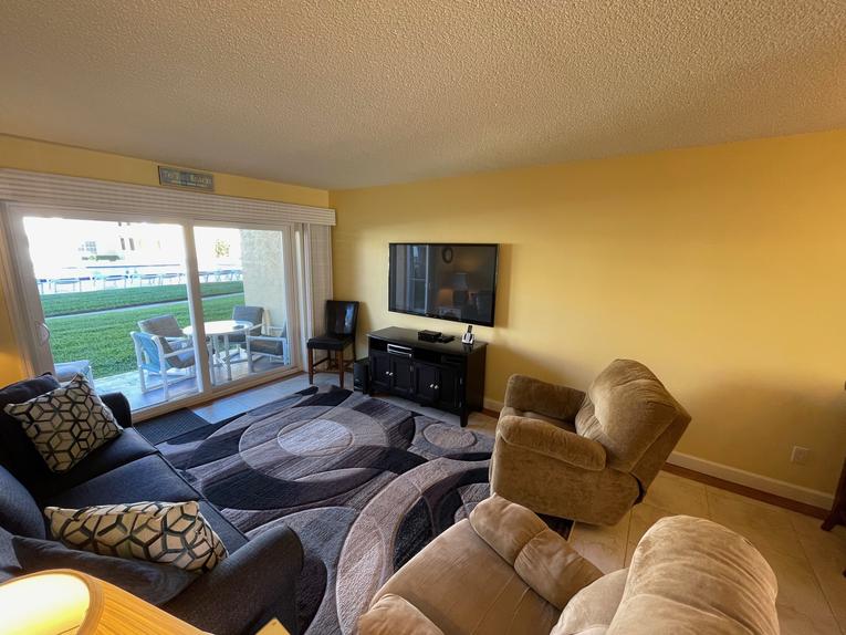 124 Point East Condominium