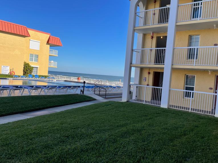 124 Point East Condominium