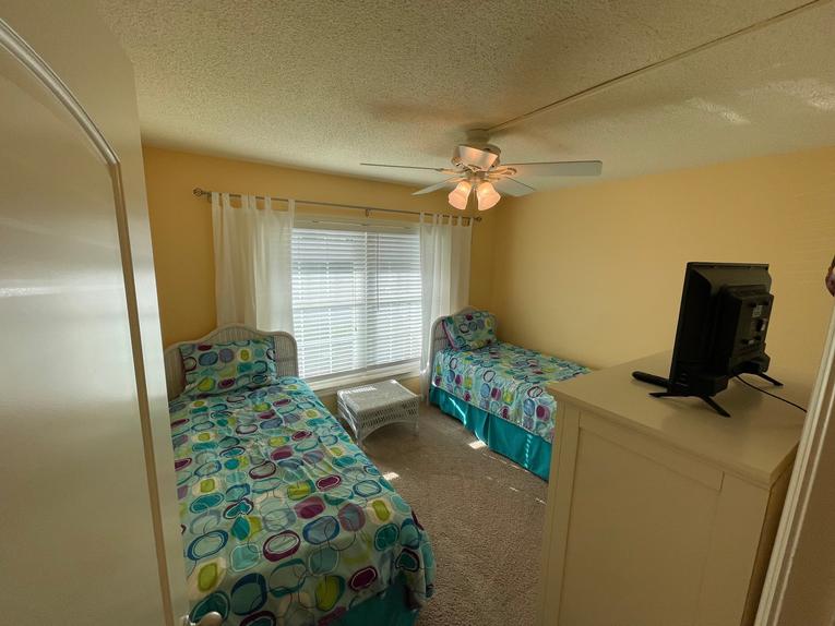 124 Point East Condominium