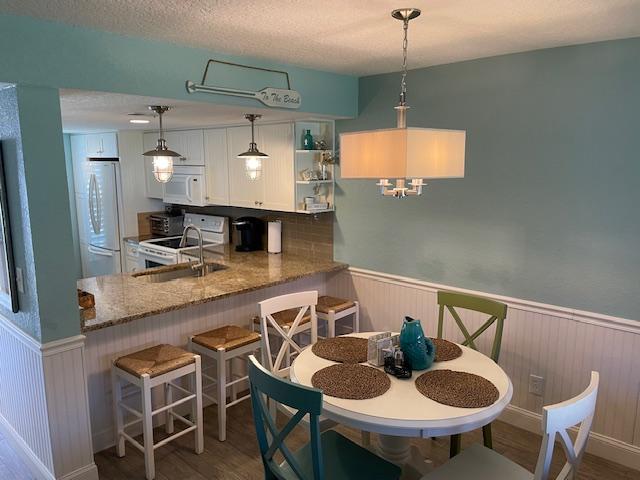 119 Point East Condominium