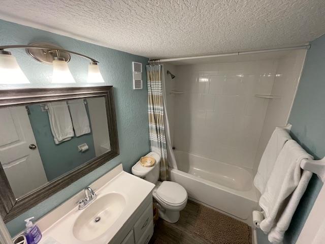 119 Point East Condominium