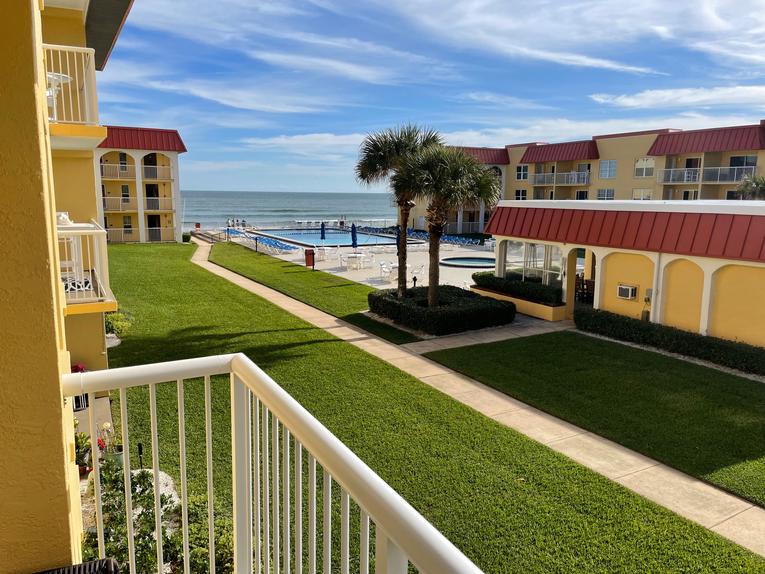 210 Point East Condominium