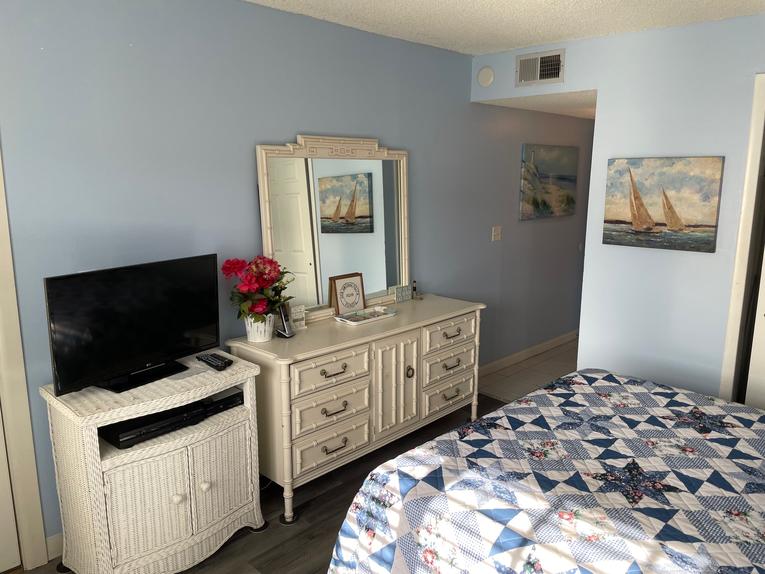 210 Point East Condominium