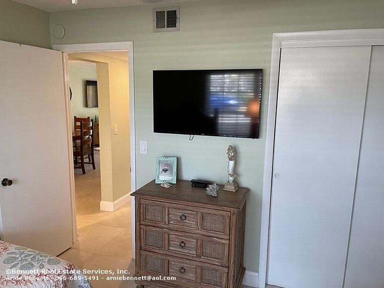 111 Point East Condominium
