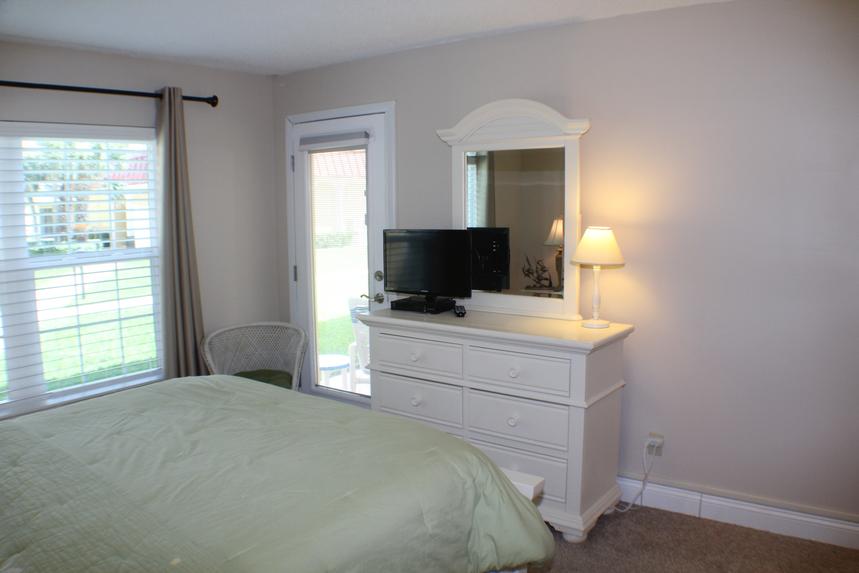 118 Point East Condominium