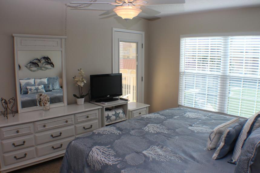 211 Point East Condominium