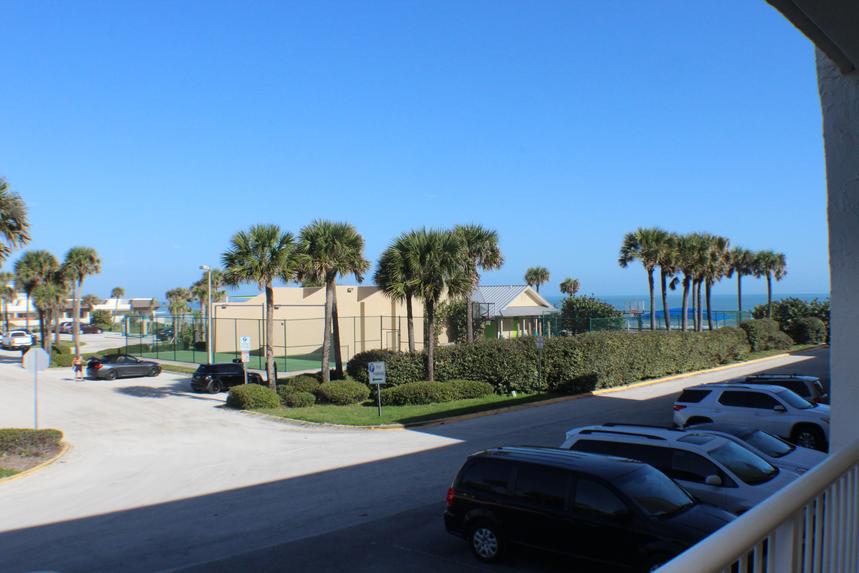 211 Point East Condominium