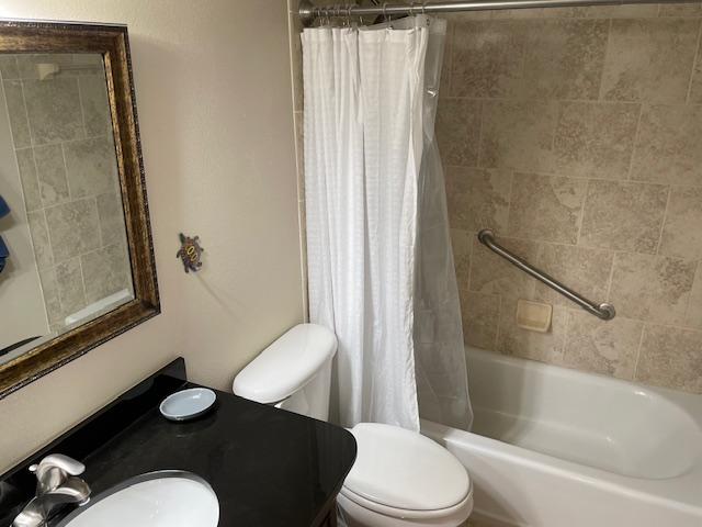 223 Point East Condominium