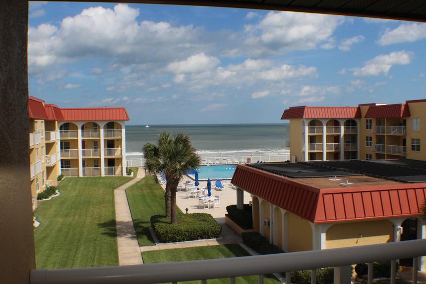 313 Point East Condominium