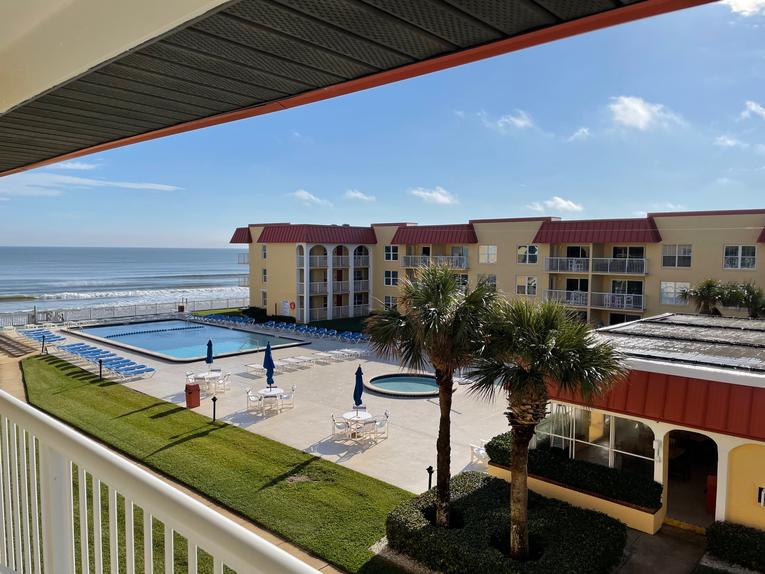 309 Point East Condominium