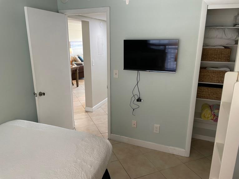 309 Point East Condominium