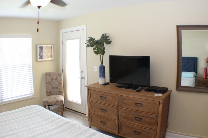 220 Point East Condominium