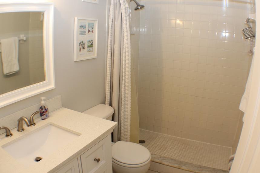 220 Point East Condominium