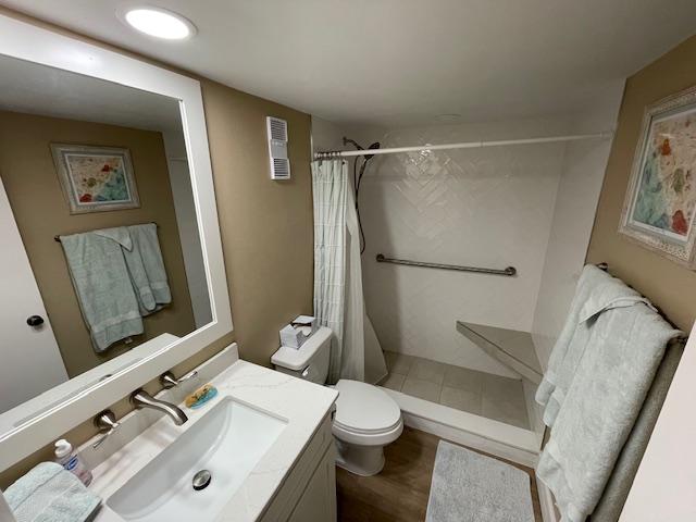 110 Point East Condominium