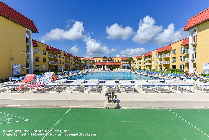 112 Point East Condominium