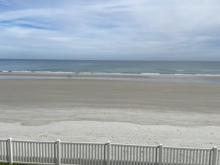 202 Point East Condominium