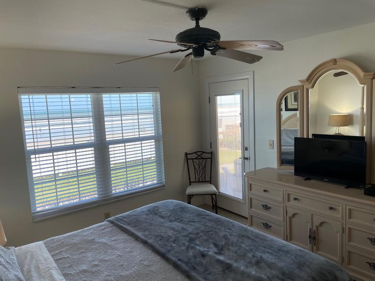 128 Point East Condominium