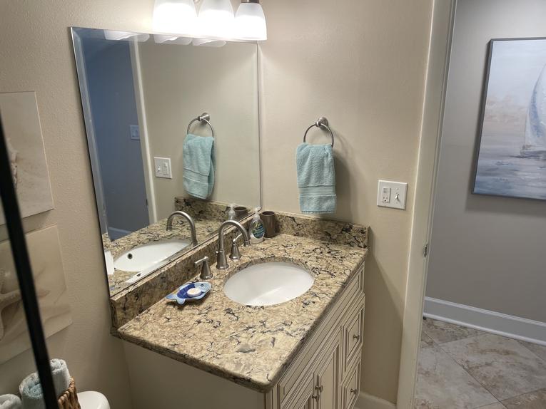 211 Point East Condominium