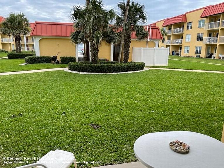 114 Point East Condominiium