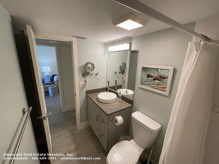 114 Point East Condominiium